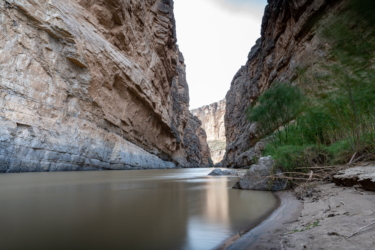 FT25CN402. Architecture of a Seismic-Scale Normal Fault Zone: The Hidden Valley Fault, Canyon Lake Gorge, Texas