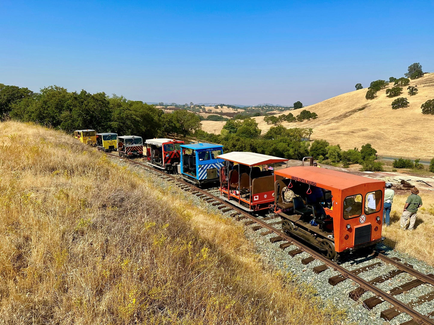 FT25CD7. A Geologic Excursion through the Sierra Foothills